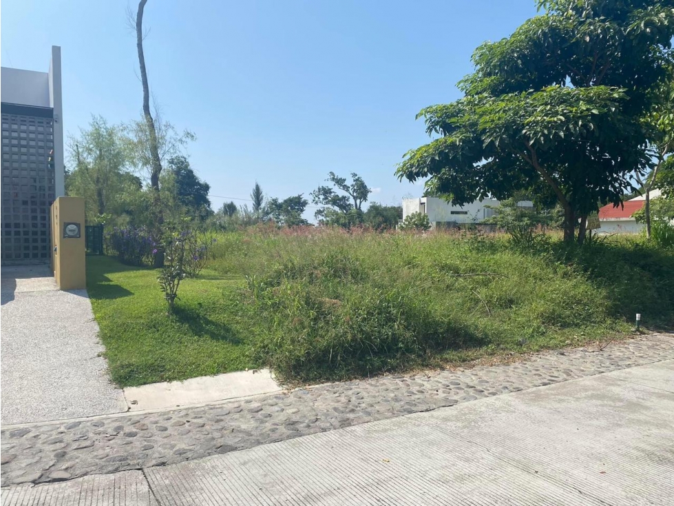 VENTA DE LOTE RESIDENCIAL EN TIERRA ALTA RESIENCIAL EL CHIVATO COLIMA - 1