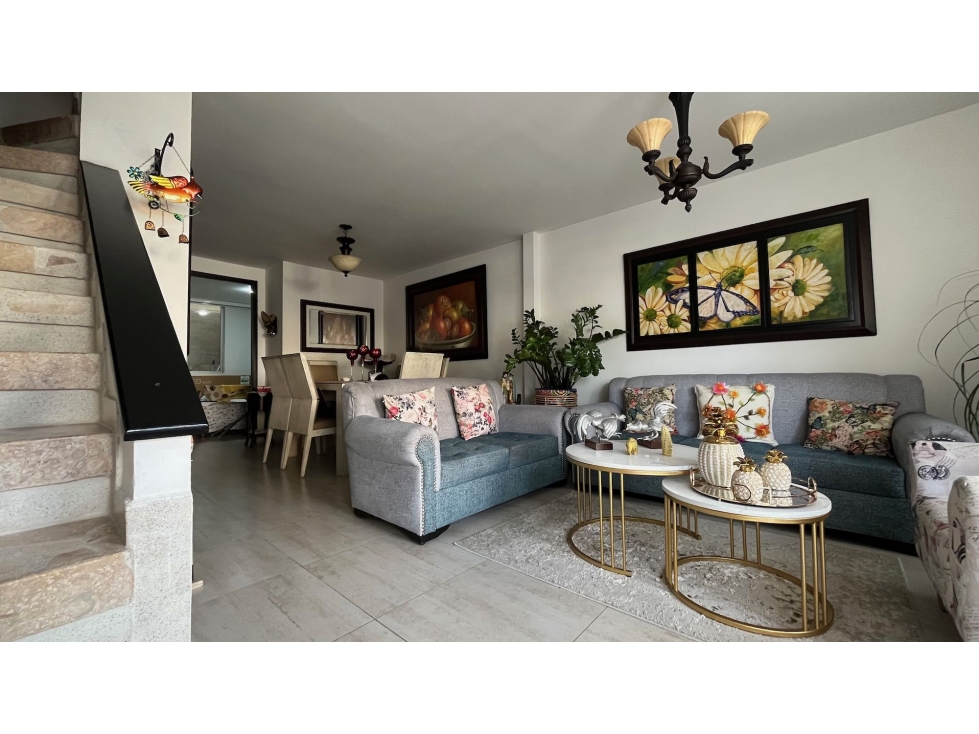 VENTA DE HERMOSA CASA REMODELADA SECTOR PUEBLITO CAFETERO PEREIRA — foto 2