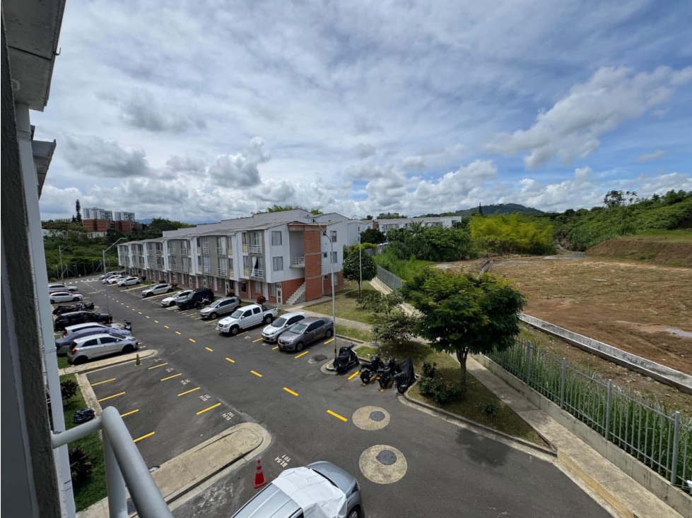 VENTA DE APARTAMENTO ESQUINERO SECTOR CONDINA PEREIRA — foto 2
