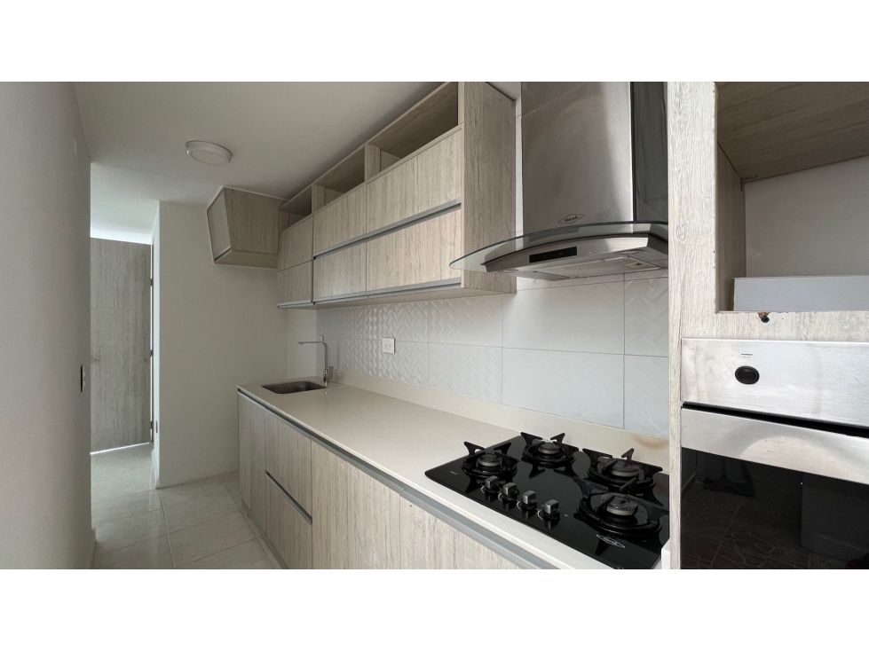 VENTA DE HERMOSA CASA REMODELADA EN QUINTAS DE BUENAVISTA DOSQUE — foto 6