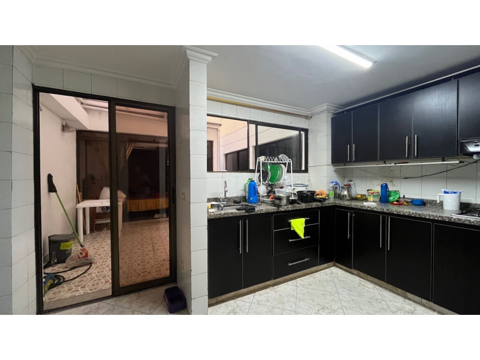 VENTA DE AMPLIO APARTAMENTO EN EL CENTRO DE PEREIRA — foto 5