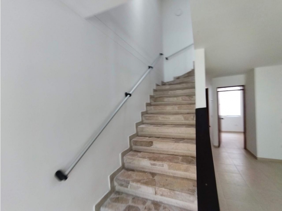 SE VENDE CASA PEATONAL SECTOR VILLA DEL PRADO PEREIRA — foto 2