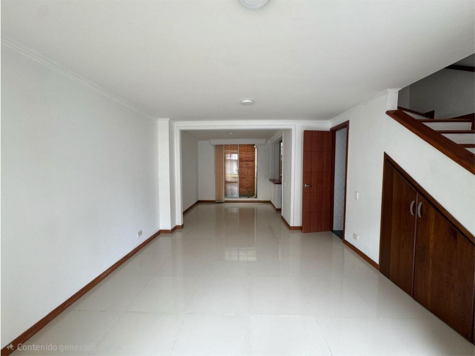 VENTA DE CASA EN CONJUNTO CERRADO SECTOR BELMONTE PEREIRA — foto 2