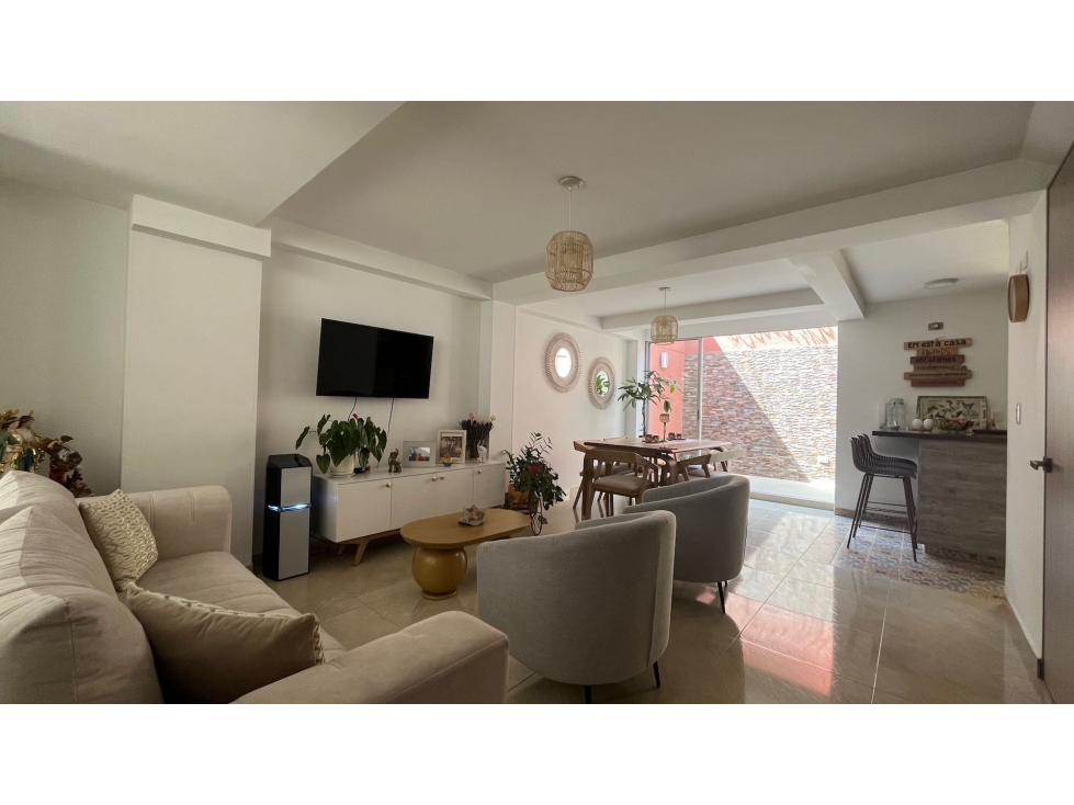VENTA DE CASA EN CONJUNTO CERRADO SECTOR LA VILLA PEREIRA