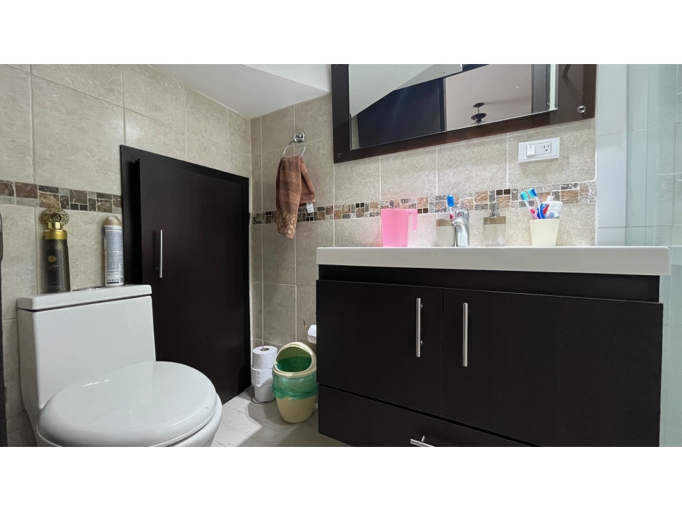VENTA DE HERMOSA CASA REMODELADA SECTOR PUEBLITO CAFETERO PEREIRA — foto 6