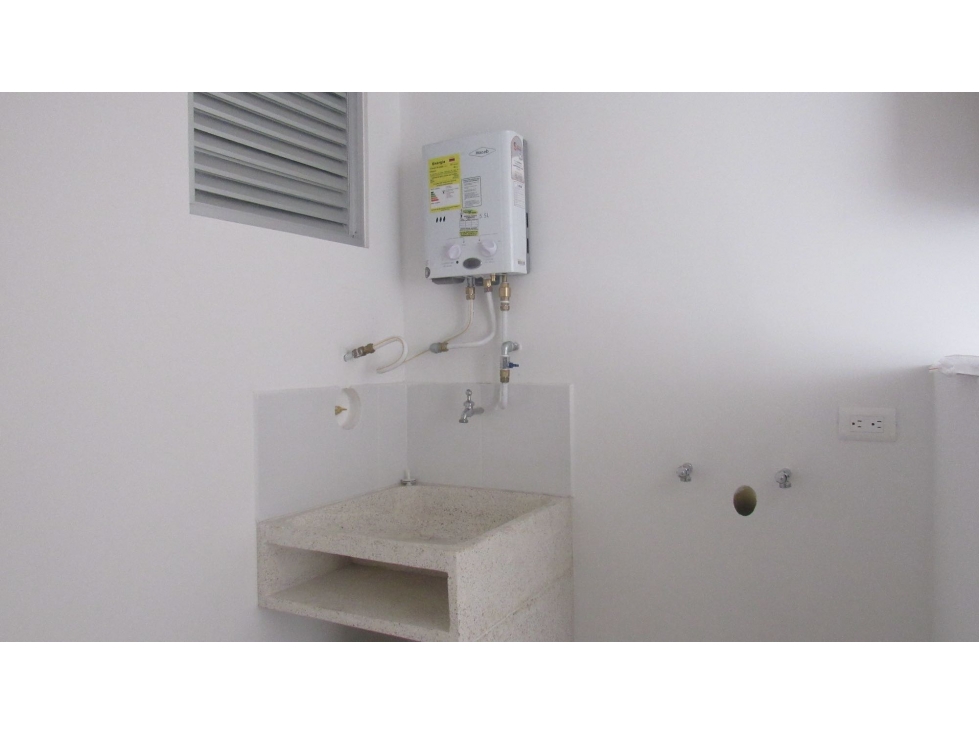 VENTA DE HERMOSO APARTAMENTO EN SAN SILVESTRE AV SUR PEREIRA — foto 4