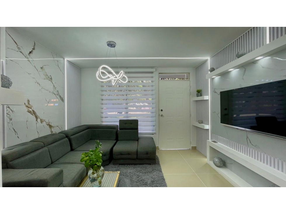 VENTA DE CASA REMODELADA EN CONJUNTO CERRADO SECTOR LA VILLA PEREIRA — foto 3
