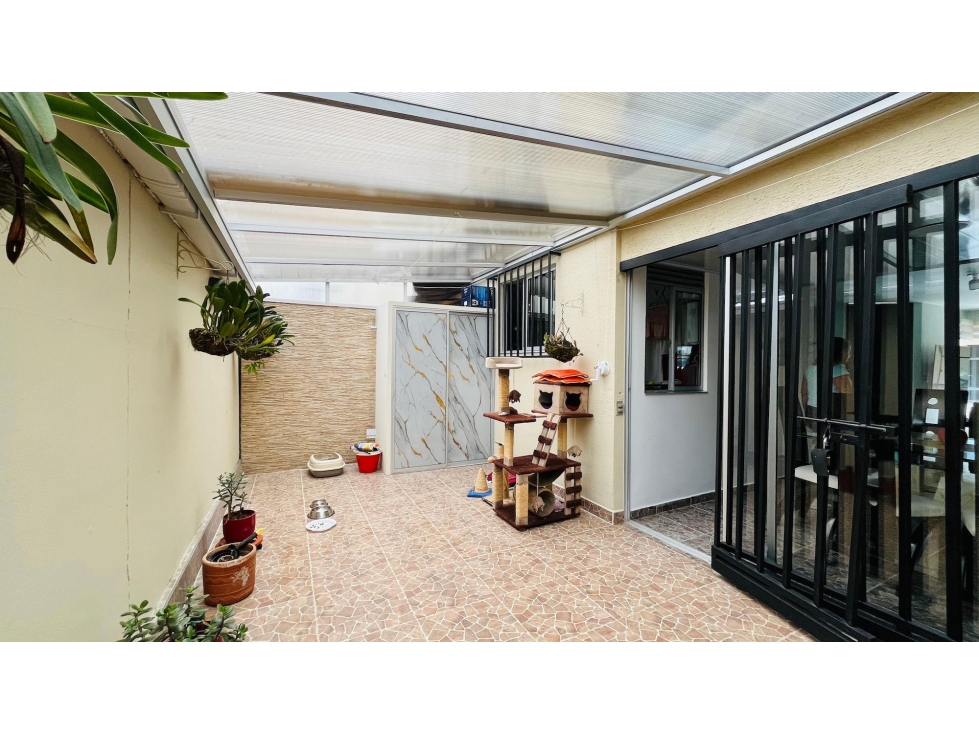VENTA DE HERMOSA CASA CON AMPLIACION Y SIN VECINO ATRAS DOSQUEBRADAS — foto 6