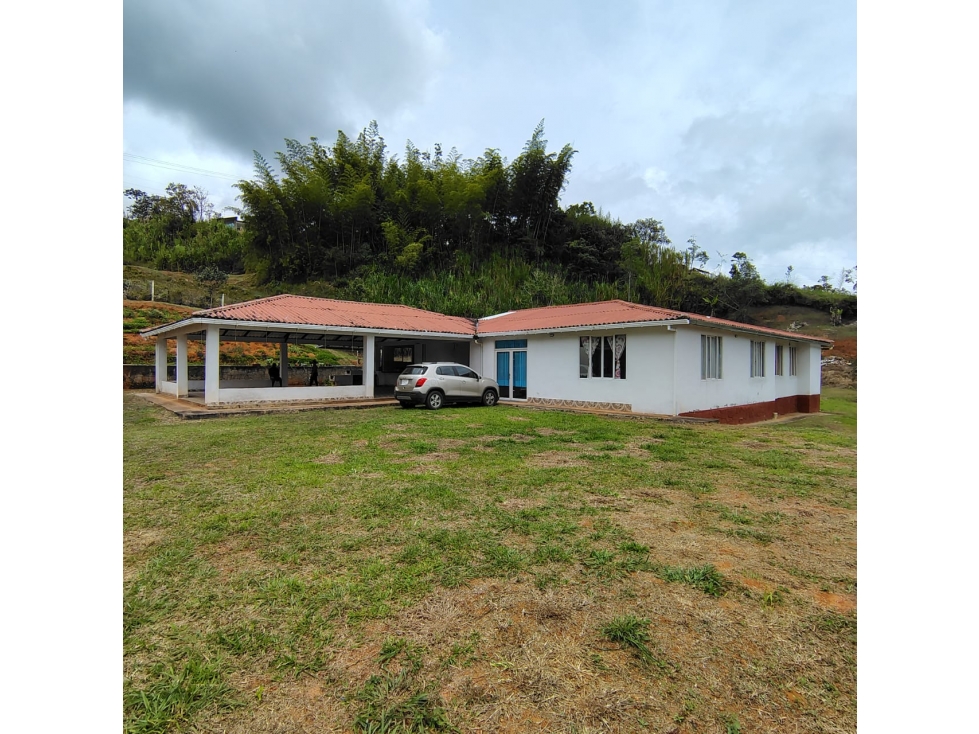 REF # 983A tocota/dagua/vendo casa campestre