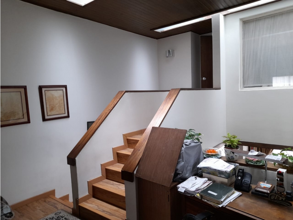 Arriendo - Vendo magnífica Casa en Pasadena (106 costado Occidental)