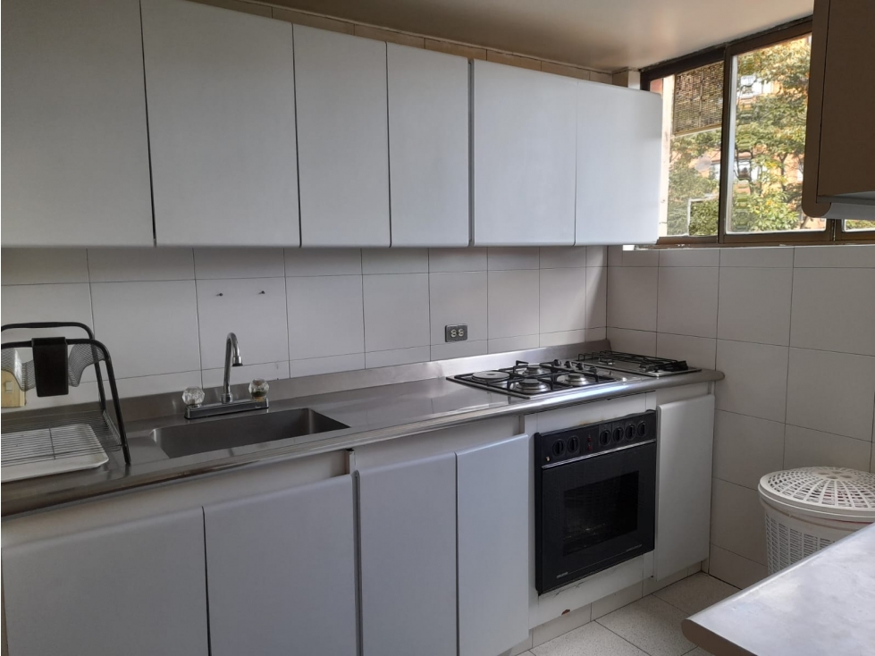 APARTAMENTO PARA REMODELAR EN VENTA CHICO NORTE — foto 6