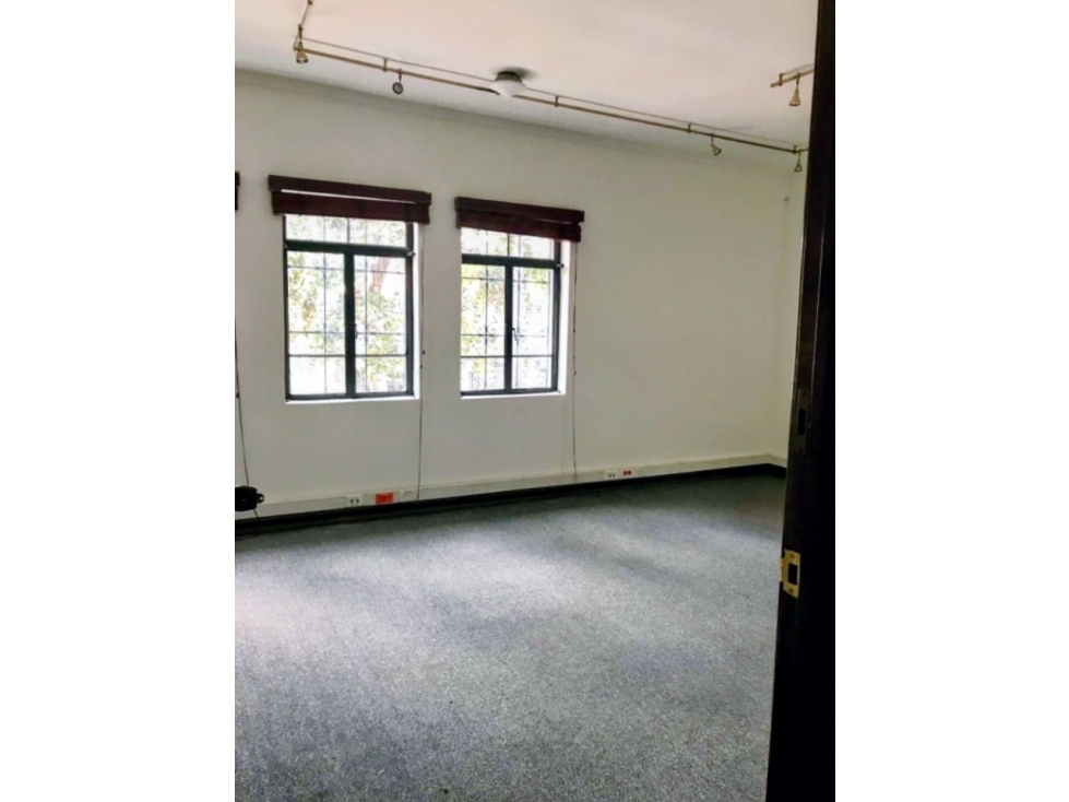 Arriendo Vendo casa uso institucional-comercial en Quinta Camacho, — foto 3