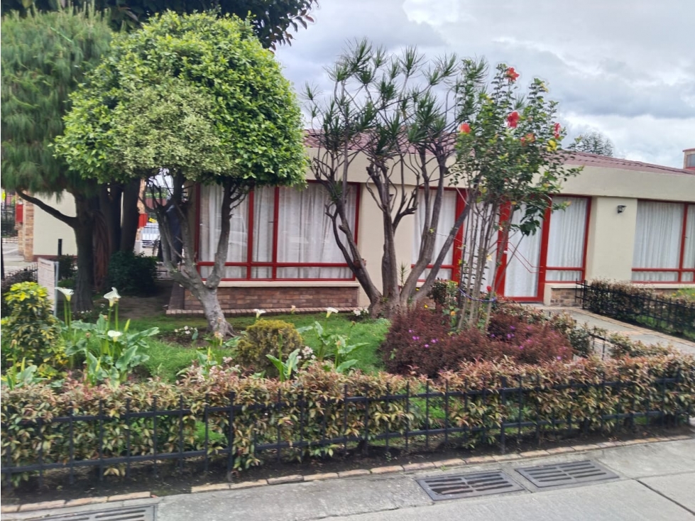 VENDO CASA EN LAS AMERICAS CON AVENIDA BOYACA EN BOGOTA — foto 3