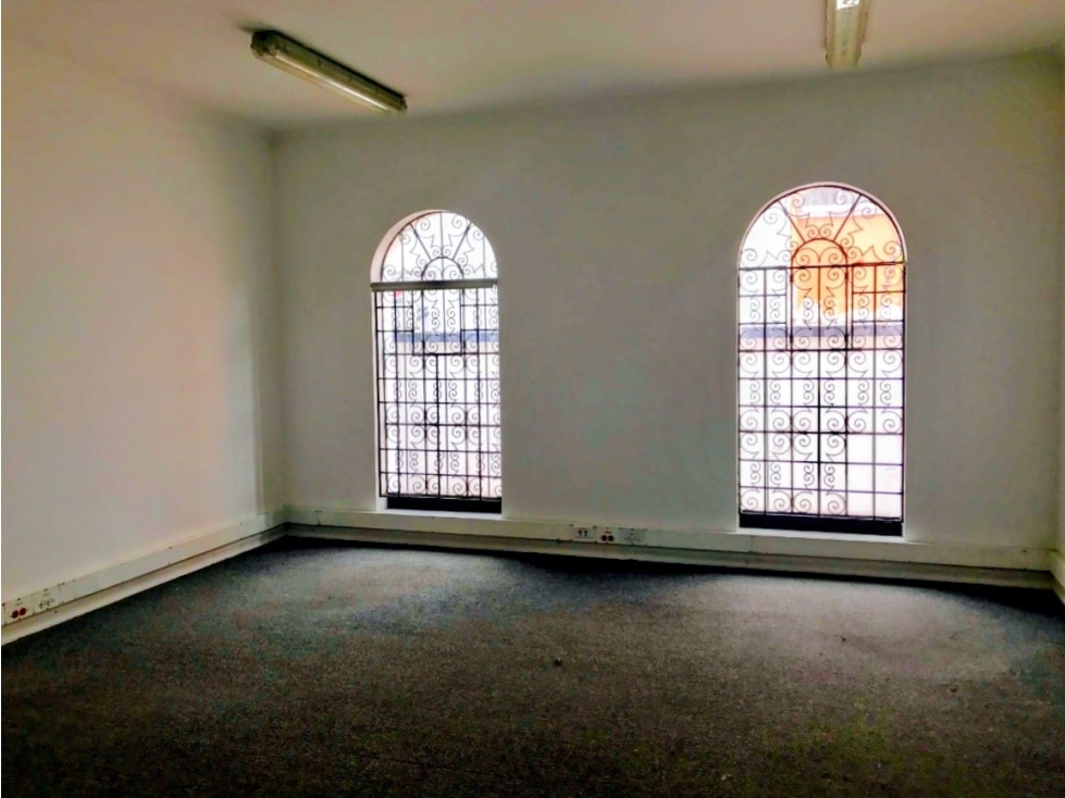 Arriendo Vendo casa uso institucional-comercial en Quinta Camacho, — foto 5