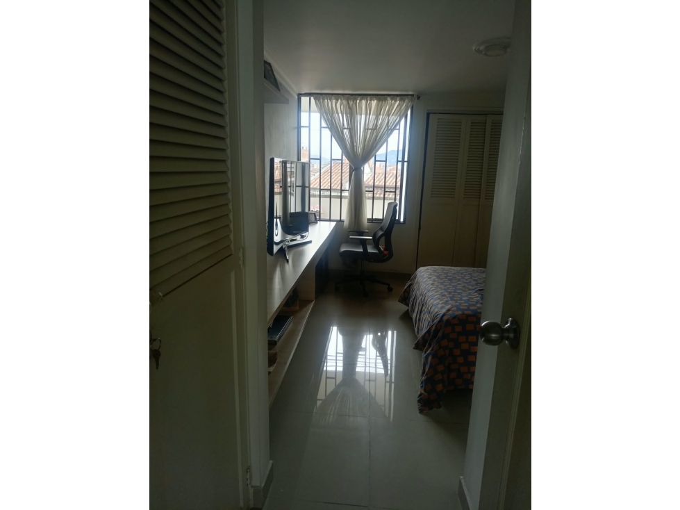 SE VENDE APARTAMENTO EN EL BARRIO LOS COLORES - 3