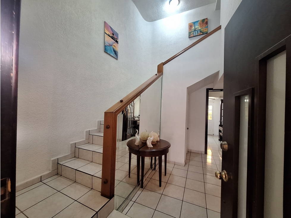Casa en Renta AMUEBLADA en Centenario Lux — foto 2