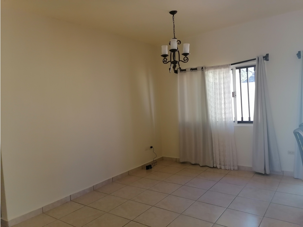 Casa en Renta CORCELES Residencial - 2