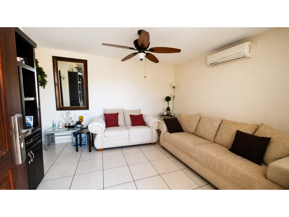 CASA VENTA EXCELENTE OPORTUNIDAD ESQ BLVD. MORELOS — foto 3