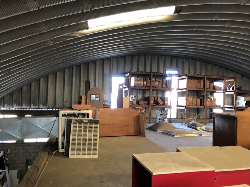 LOCAL COMERCIAL CON AMPLIA BODEGA EN PERIFERICO NORTE. - 6