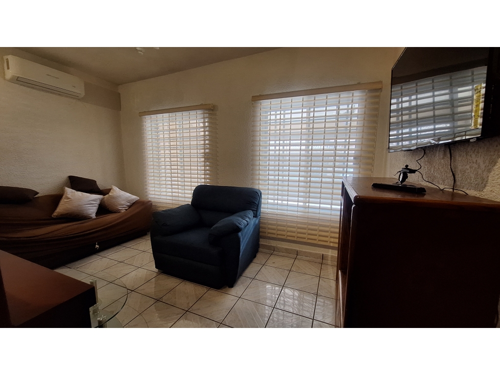 Casa en Renta AMUEBLADA en Centenario Lux — foto 3