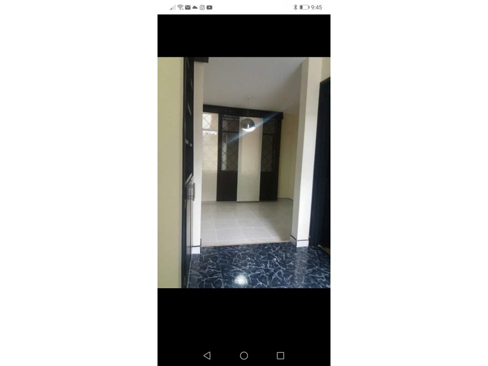 SE ARRIENDA CASA PARA USO COMERCIAL, DOS NIVELES, AREAS 190 MTS - 6