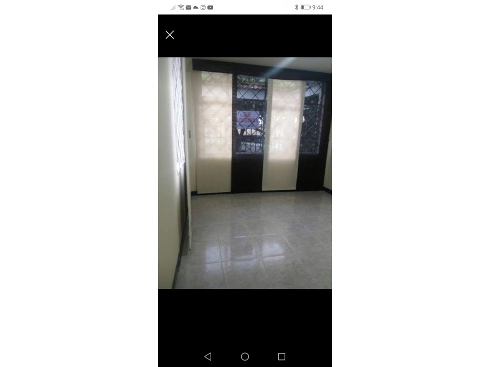 SE ARRIENDA CASA PARA USO COMERCIAL, DOS NIVELES, AREAS 190 MTS - 5
