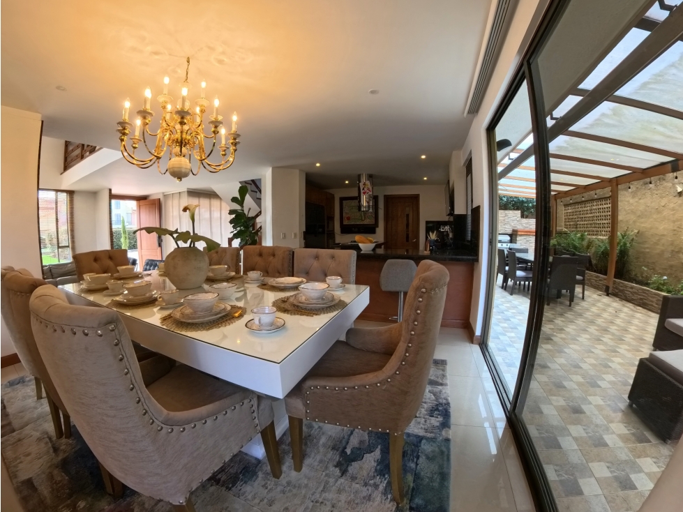 Casa en chia, 300 m² construidos. Valor: $1.300.000.000. - 4