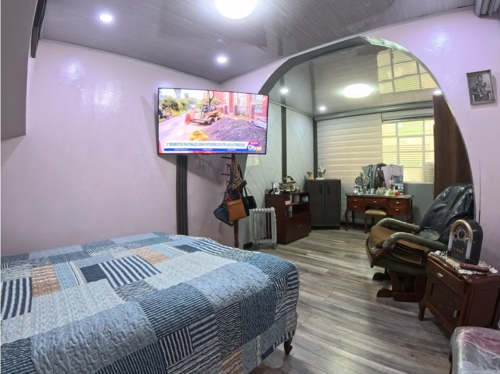 Casa Amplia en venta, Bogotá, barrio Olaya Herrera — foto 4