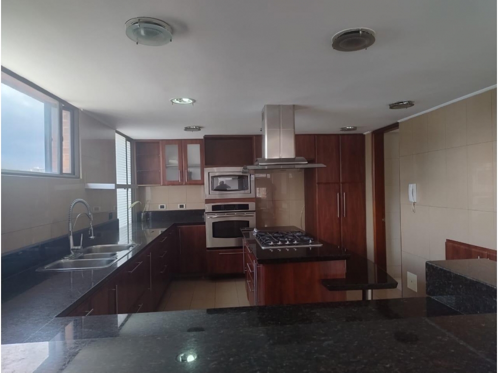 Penthouse Dúplex de Lujo con Terraza Privada y Vista Panorámica 340 m² — foto 4