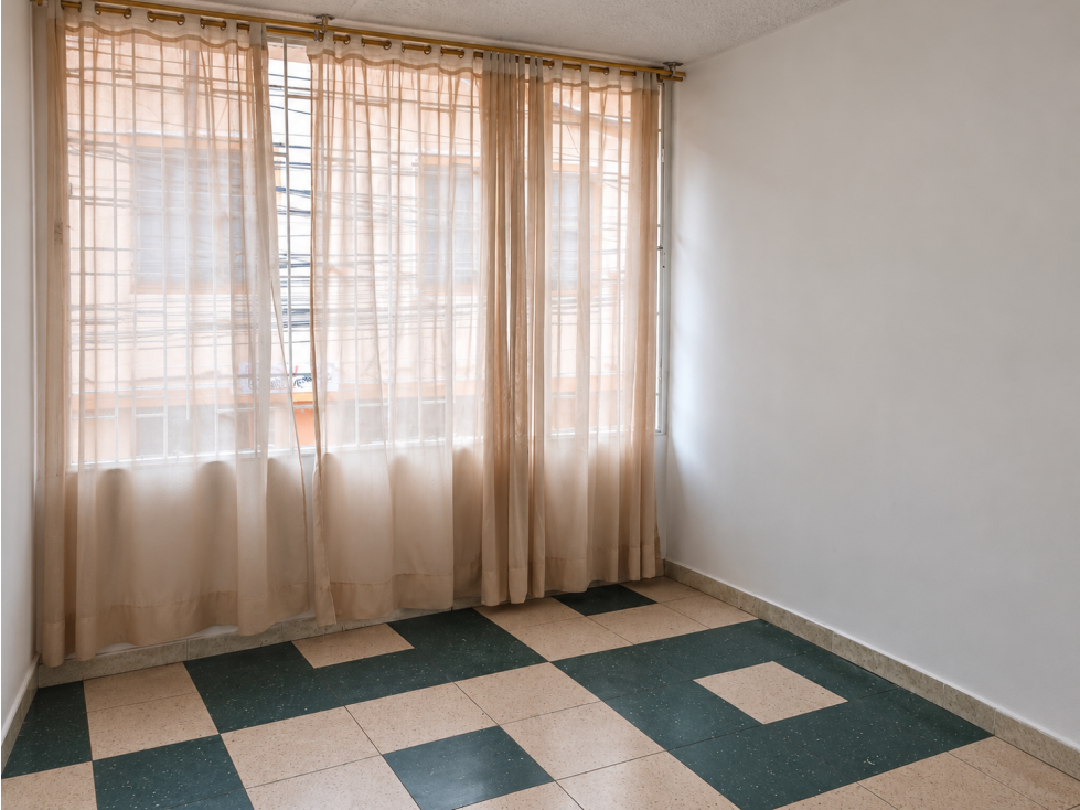 Casa de 3 pisos en venta en Suba, Bogota — foto 3