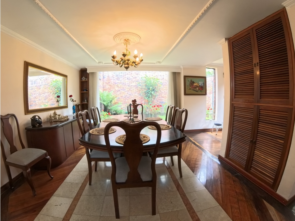 Casa en Venta en Santa Bárbara Central 370 m² + 20 m² de jardín — foto 4