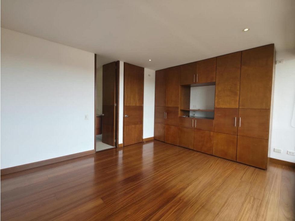 Apartamento Dúplex en alquiler ubicado en Antiguo Country — foto 5