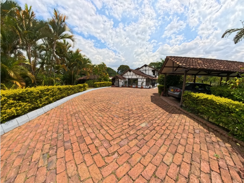 Casa Campestre en Silvania1600M 4750m2 - 2