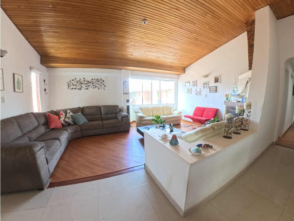 Casa en San José Bavaria, 240 m², lote de 800m² — foto 2