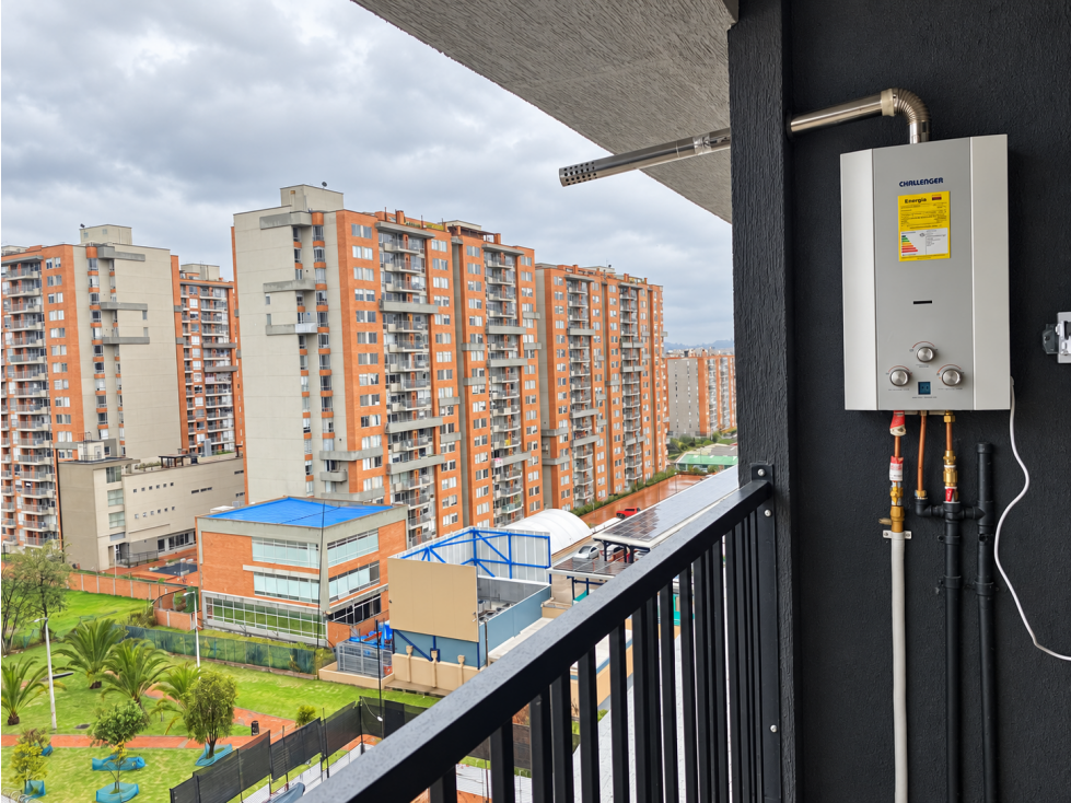 Apartamento en arriendo en Santa Teresa, piso 8 con balcón - 3