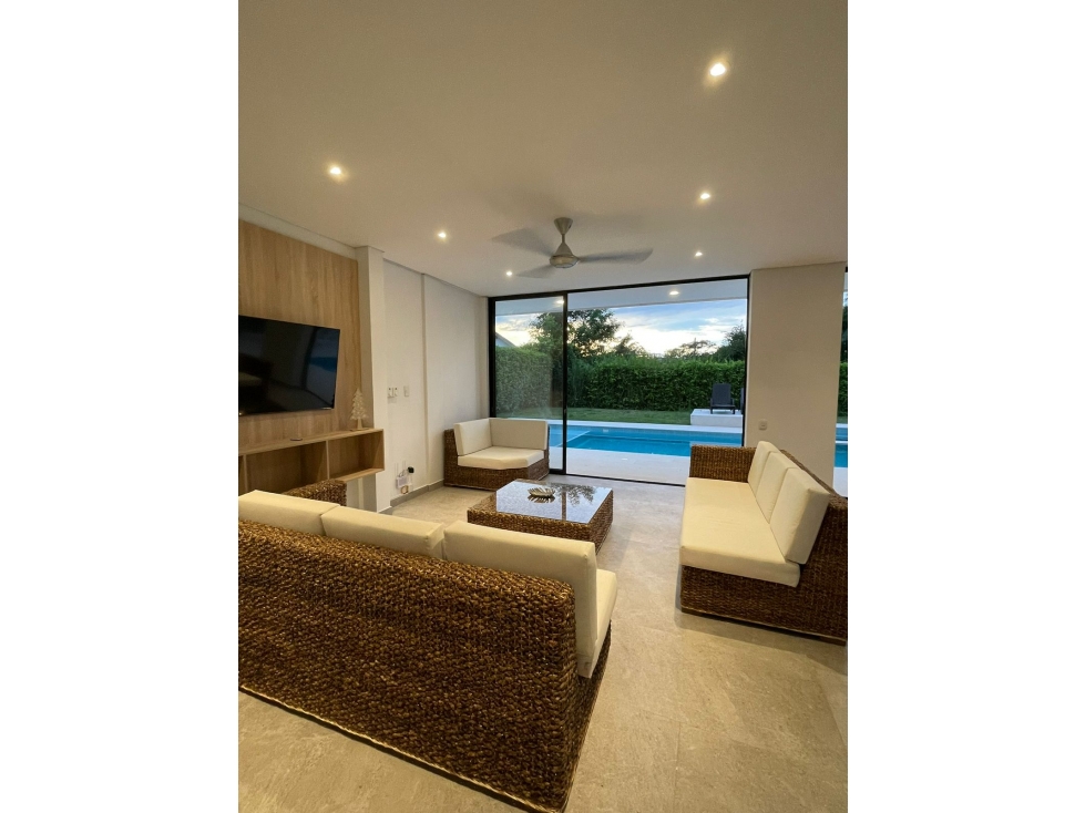 Casa moderna con piscina en condominio 220 m² Ricaurte,Girardot — foto 2