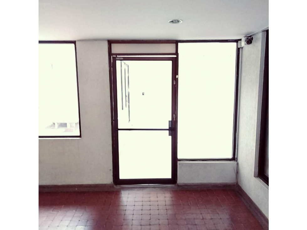Local en venta ubicado en el Retiro Area 32 metros — foto 3