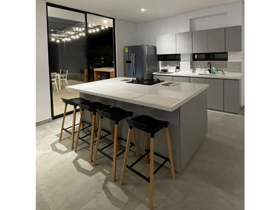 Casa moderna con piscina en condominio 220 m² Ricaurte,Girardot — foto 5