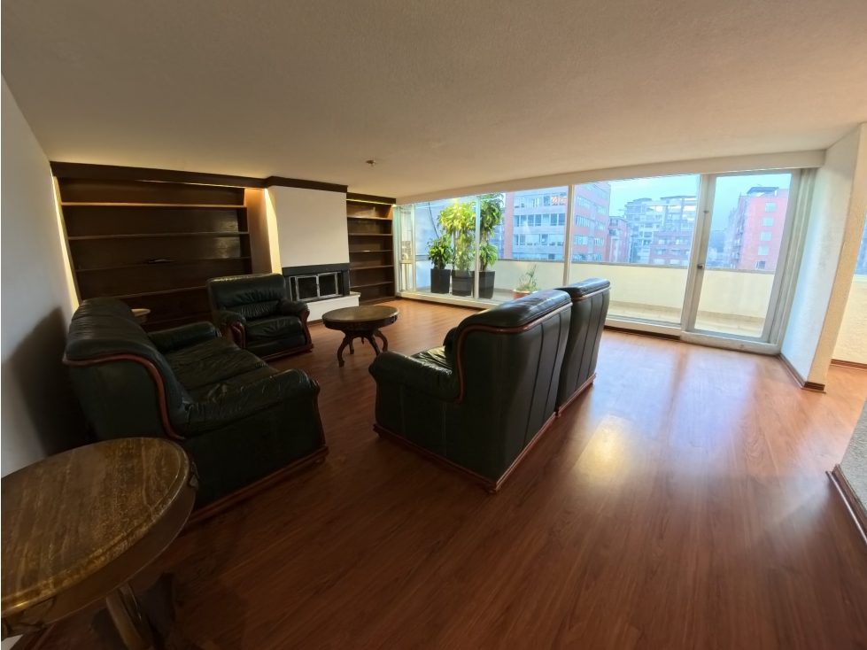 Se vende increible pent house de 300m2 en Chico