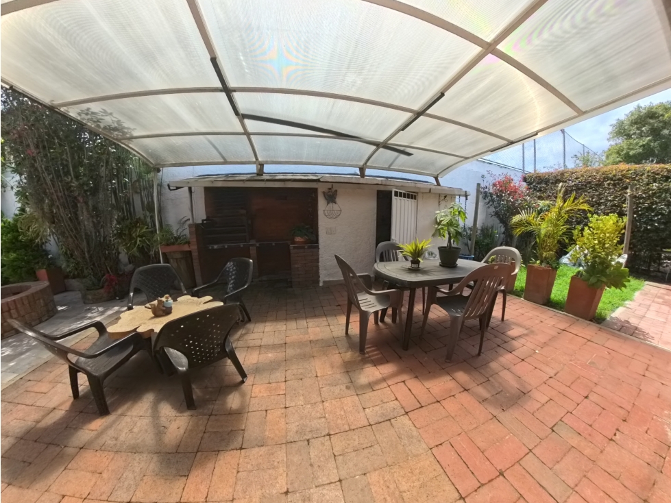 Casa en San José Bavaria, 240 m², lote de 800m² — foto 5