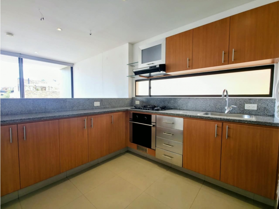 Apartamento Dúplex en alquiler ubicado en Antiguo Country — foto 6