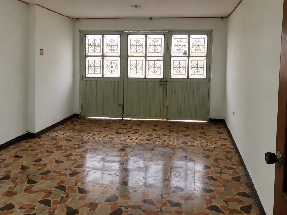 Casa en venta en el Barrio Ciudad jardin Norte, Bogota — foto 2