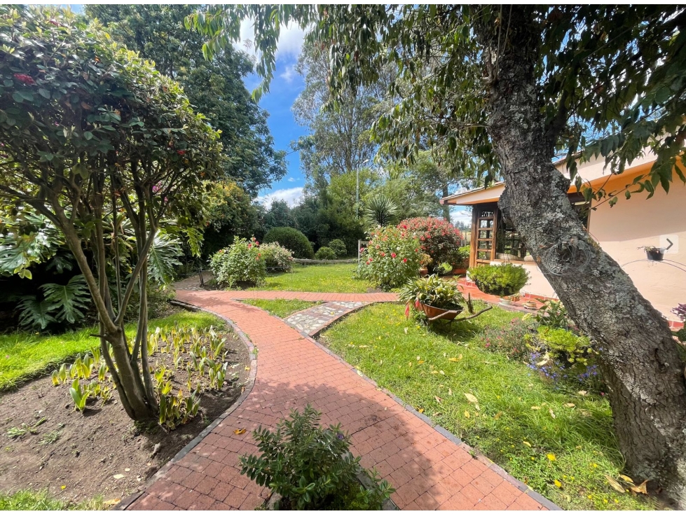 ARRIENDO ESPECTACULAR FINCA EL ANTOJO - 1