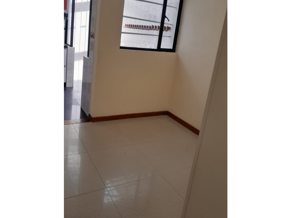 VENDO HERMOSA CASA EN LA CALERA — foto 3