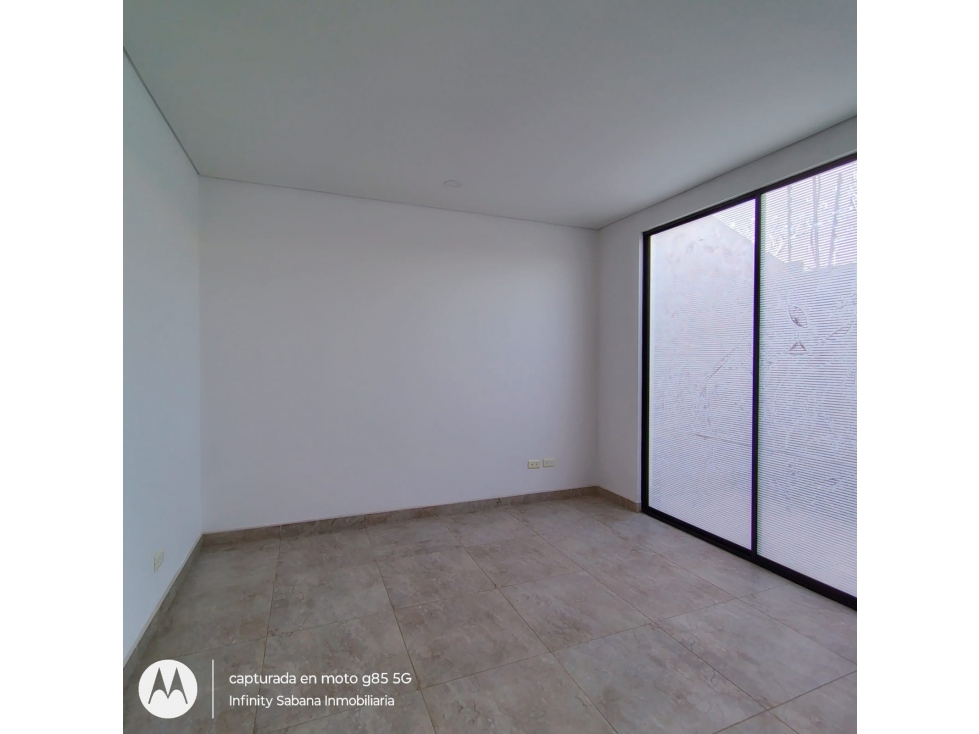 ARRIENDO ESPECTACULAR CASA EN TENJO - 5