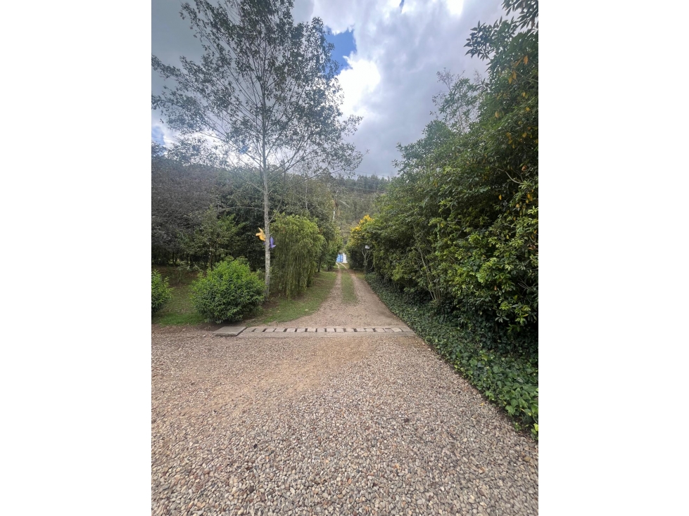 VENDO HERMOSA CASA EN CARRASQUILLA LA ISLA TENJO CUNDINAMARCA — foto 4