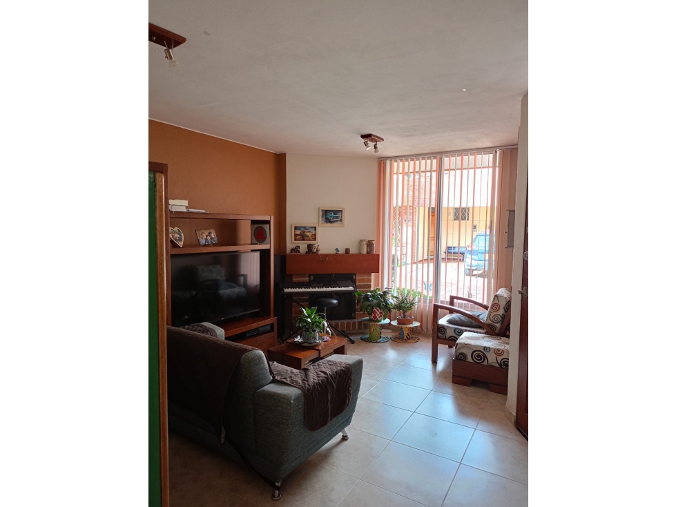 VENDO CASA EN TENJO