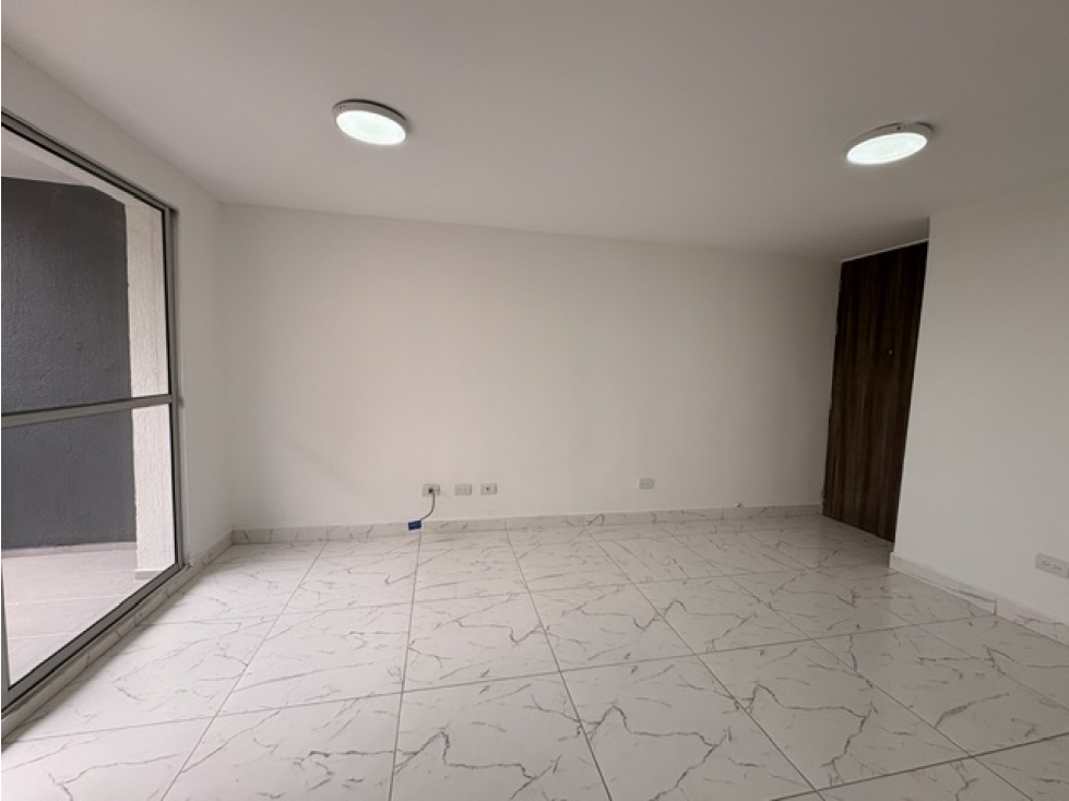APARTAMENTO EN VENTA EN ITAGUI CON HERMOSA VISTA 268220 — foto 2