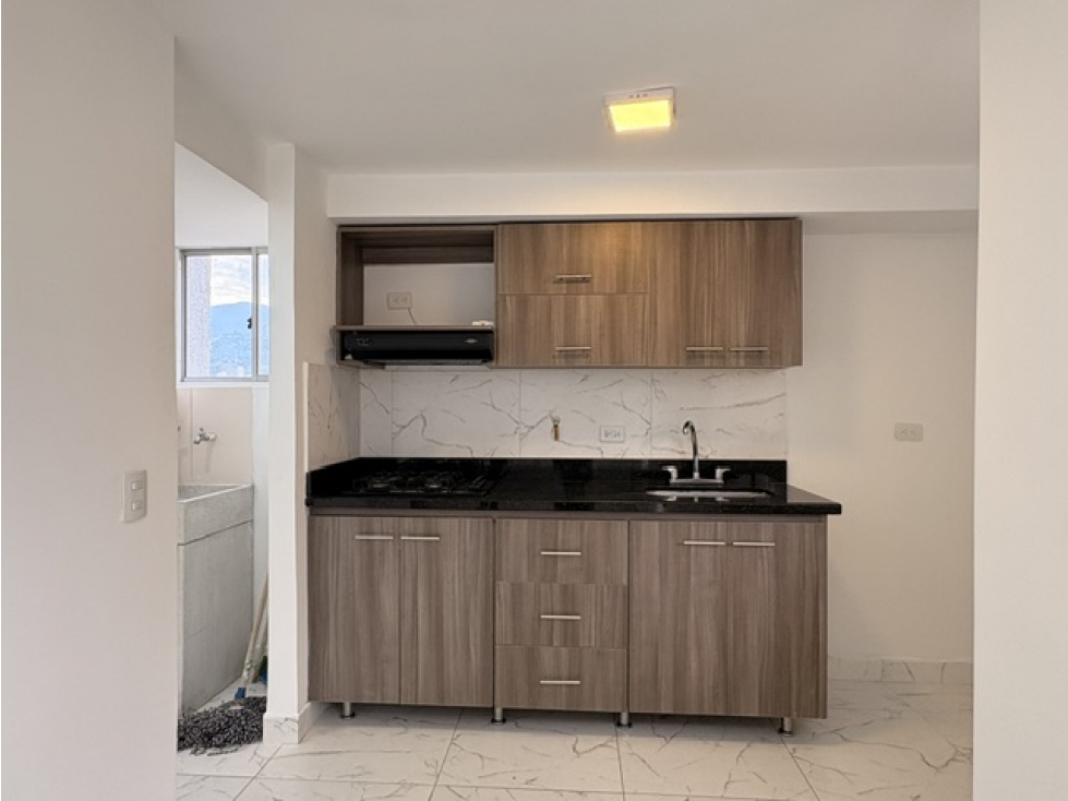 APARTAMENTO EN VENTA EN ITAGUI CON HERMOSA VISTA 268220 — foto 3