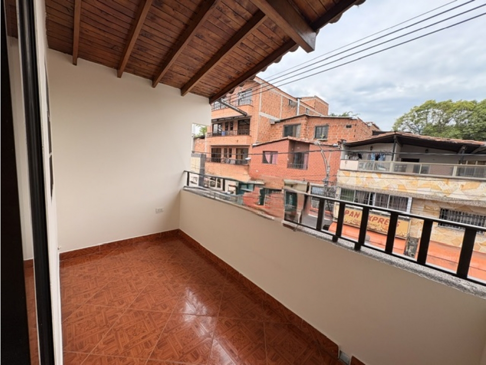 AMPLIA CASA PARA LA VENTA EN LA FLORESTA (ALCAZARES) 268205 — foto 3